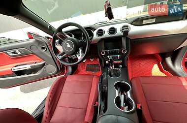 Купе Ford Mustang 2014 в 