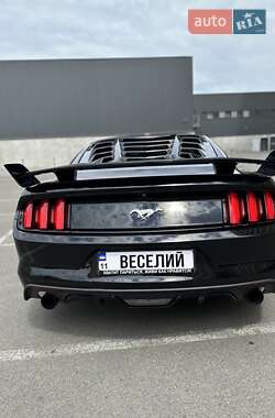 Купе Ford Mustang 2014 в 