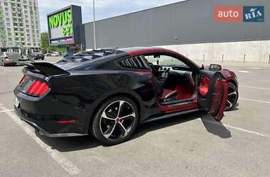 Купе Ford Mustang 2014 в 