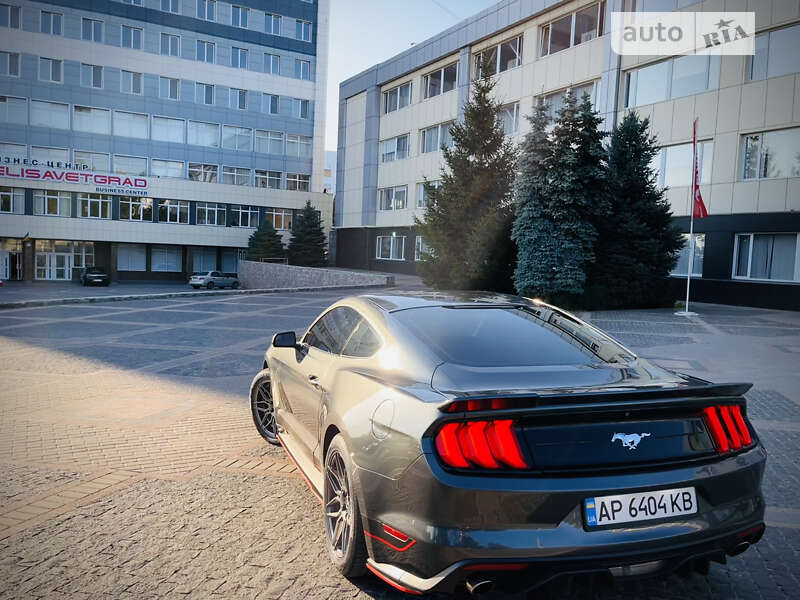 Купе Ford Mustang 2018 в Кропивницком