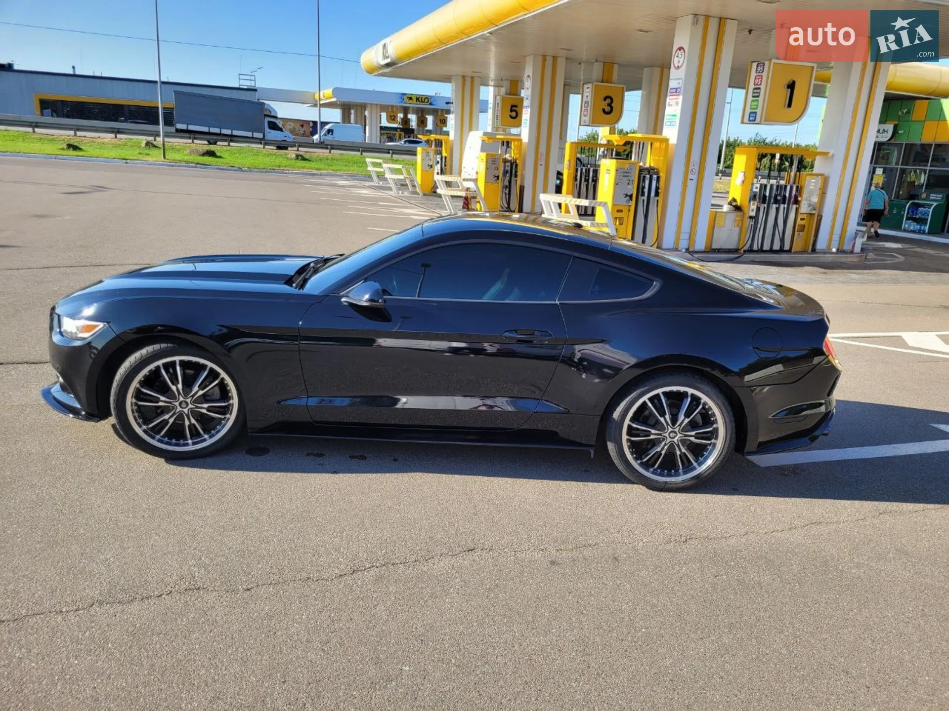 2015 Ford Mustang - мініатюра 16