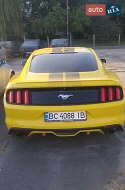 Купе Ford Mustang 2016 в Львове