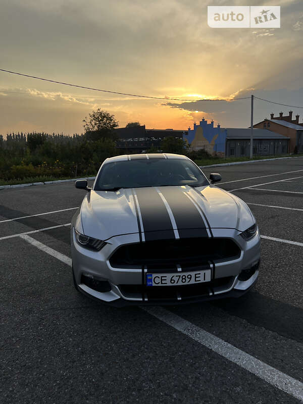 Купе Ford Mustang 2017 в Черновцах