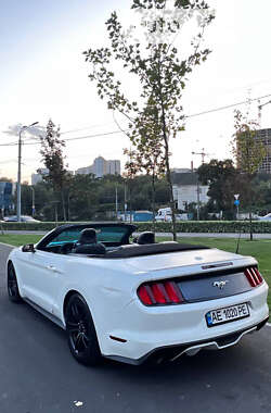 Кабріолет Ford Mustang 2016 в Дніпрі