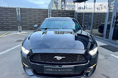 Купе Ford Mustang 2015 в Києві