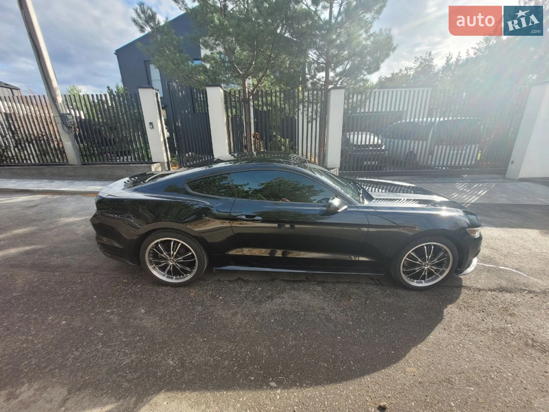 2015 Ford Mustang - мініатюра 8