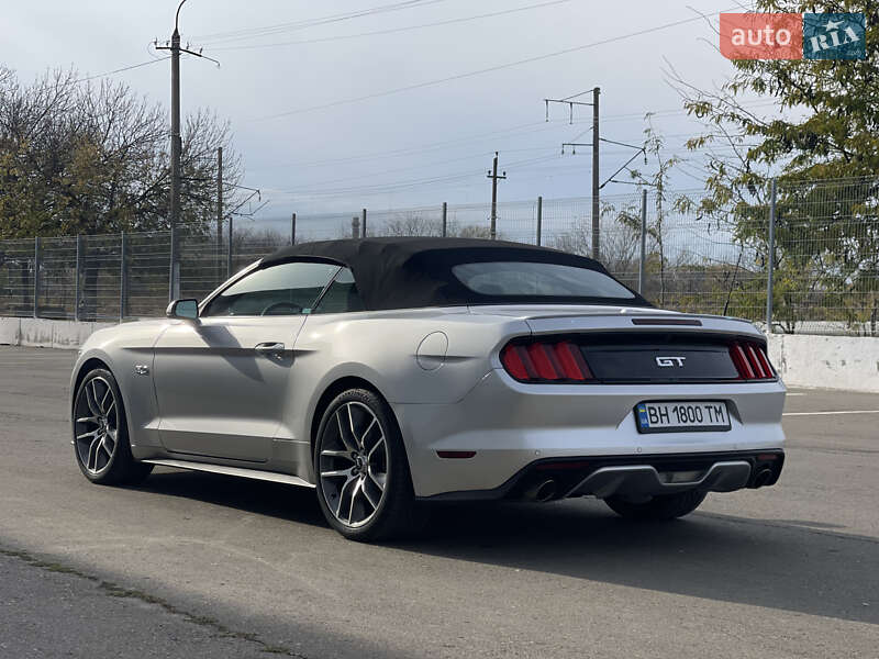 Кабриолет Ford Mustang 2016 в Одессе фото 33 Кабриолет Ford Mustang 2016 в Одессе
