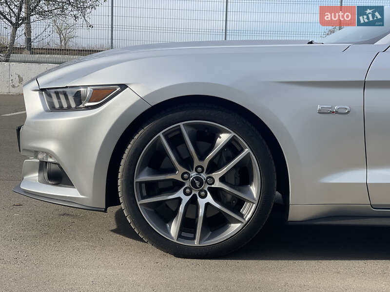 Кабриолет Ford Mustang 2016 в Одессе фото 18 Кабриолет Ford Mustang 2016 в Одессе