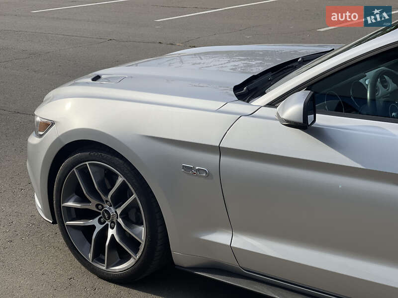 Кабриолет Ford Mustang 2016 в Одессе фото 34 Кабриолет Ford Mustang 2016 в Одессе