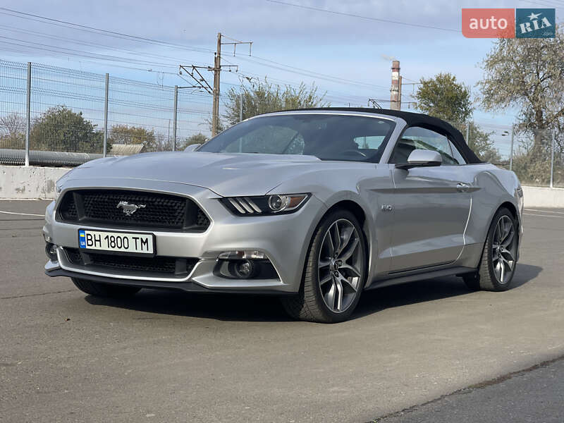 Кабриолет Ford Mustang 2016 в Одессе фото 35 Кабриолет Ford Mustang 2016 в Одессе