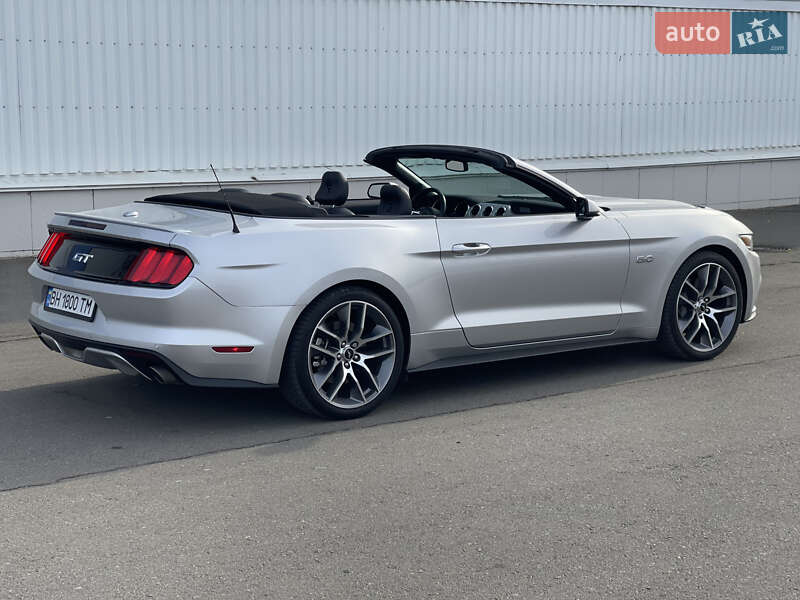 Кабриолет Ford Mustang 2016 в Одессе