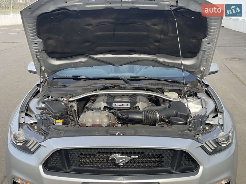 Кабриолет Ford Mustang 2016 в Одессе