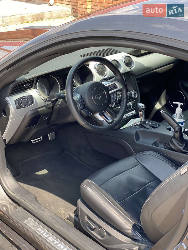 Купе Ford Mustang 2017 в Одессе