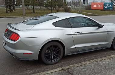 Купе Ford Mustang 2015 в Днепре