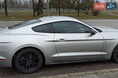 Купе Ford Mustang 2015 в Днепре