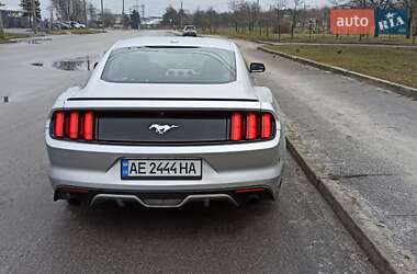 Купе Ford Mustang 2015 в Днепре
