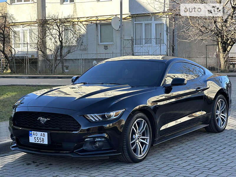 Купе Ford Mustang 2015 в Ужгороде