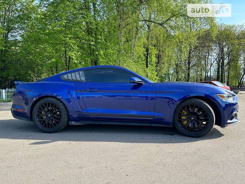 Купе Ford Mustang 2016 в Сахновщині
