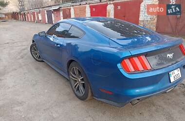 Купе Ford Mustang 2016 в Киеве