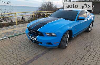 Купе Ford Mustang 2011 в Голованівську