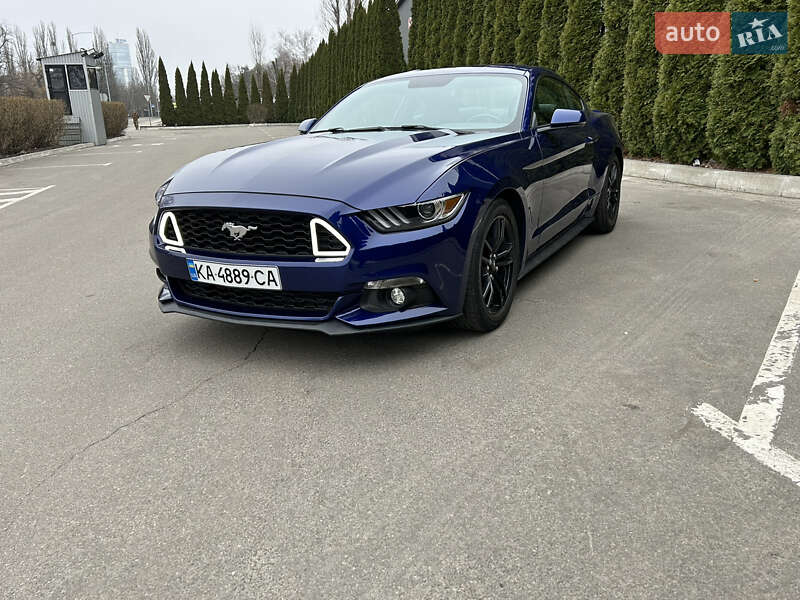Купе Ford Mustang 2014 в Киеве