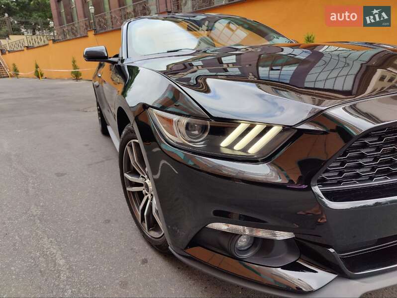 Кабриолет Ford Mustang 2016 в Одессе