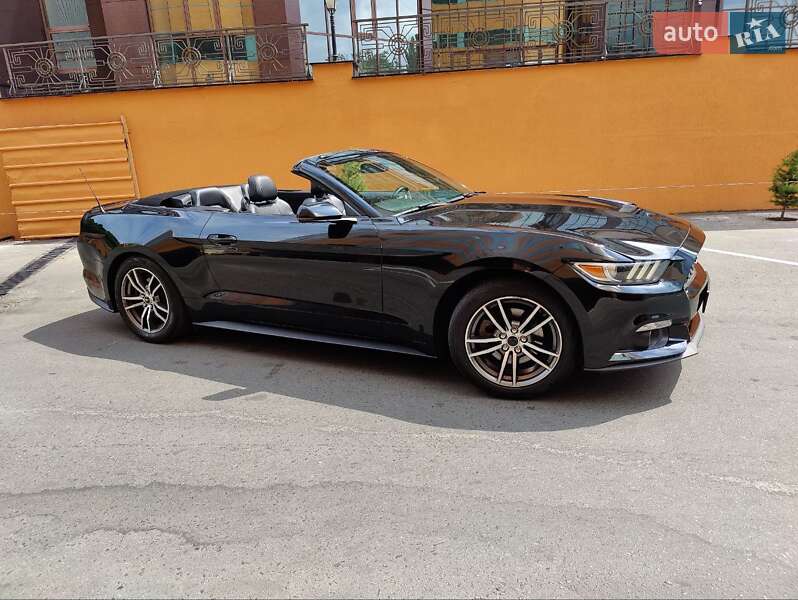 Кабриолет Ford Mustang 2016 в Одессе