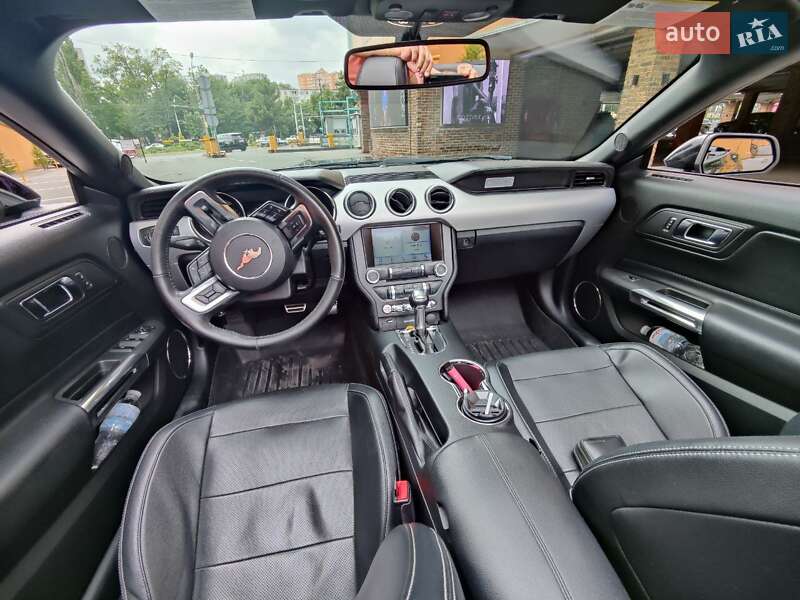 Кабриолет Ford Mustang 2016 в Одессе