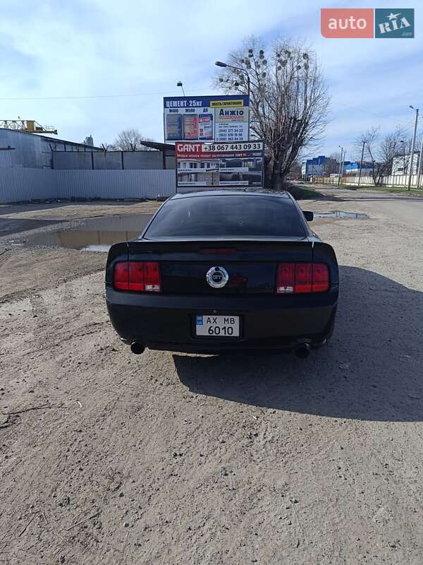 Купе Ford Mustang 2006 в Броварах
