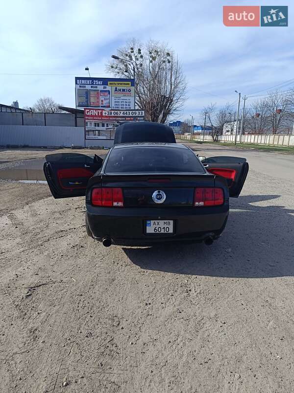 Купе Ford Mustang 2006 в Броварах