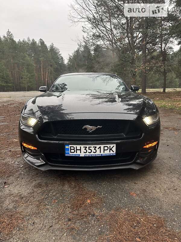 Купе Ford Mustang 2017 в Вишгороді