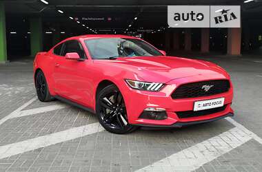 Купе Ford Mustang 2015 в Києві