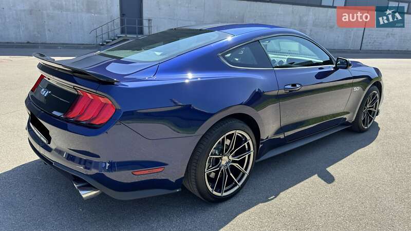 Купе Ford Mustang 2018 в Киеве