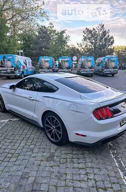 Купе Ford Mustang 2018 в 