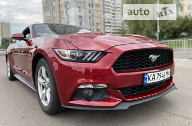 Купе Ford Mustang 2015 в Киеве