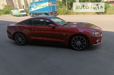 Купе Ford Mustang 2015 в Києві