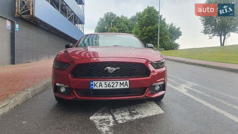 Купе Ford Mustang 2014 в Киеве