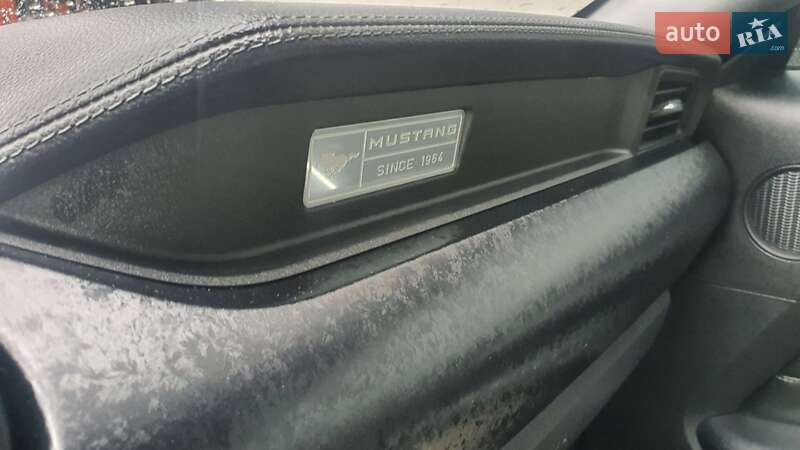 Купе Ford Mustang 2014 в Киеве