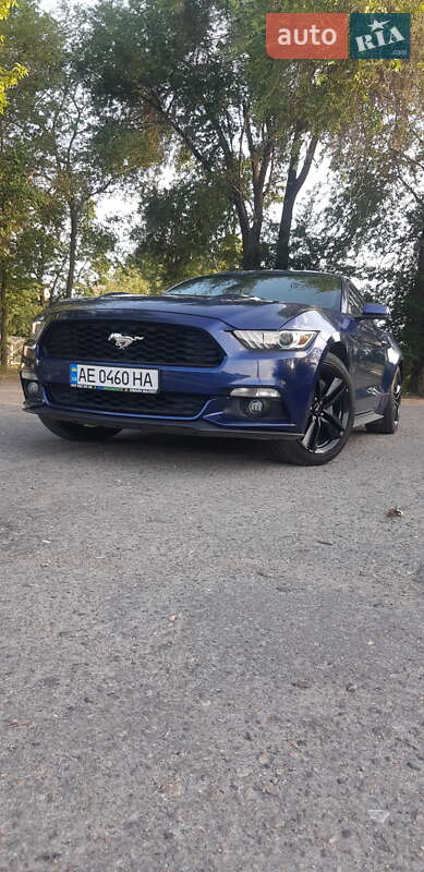 Купе Ford Mustang 2015 в Днепре