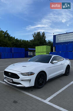 Купе Ford Mustang 2017 в 