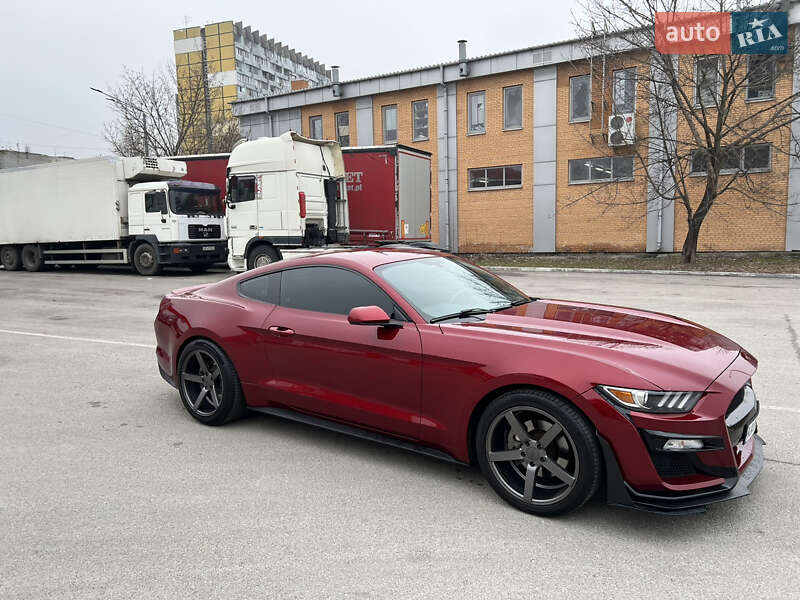 Купе Ford Mustang 2016 в Днепре