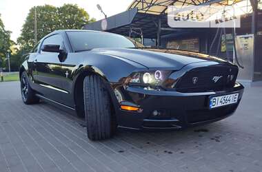 Купе Ford Mustang 2014 в Миргороде