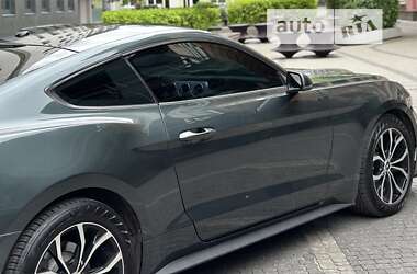 Купе Ford Mustang 2014 в Києві