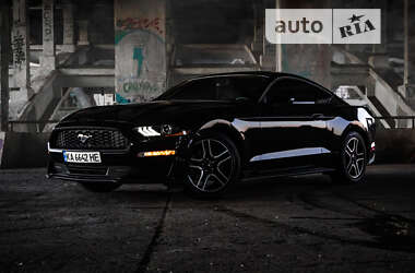 Купе Ford Mustang 2019 в 