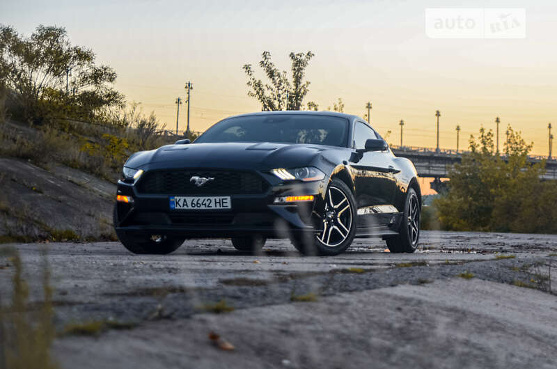 Купе Ford Mustang 2019 в 