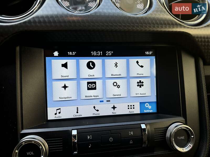 Купе Ford Mustang 2016 в Києві