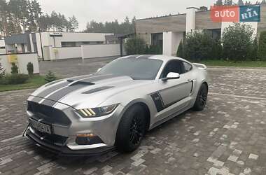 Купе Ford Mustang 2016 в Киеве