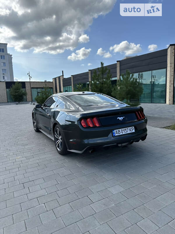 Купе Ford Mustang 2015 в Хмельницком