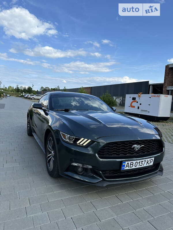 Купе Ford Mustang 2015 в Хмельницком