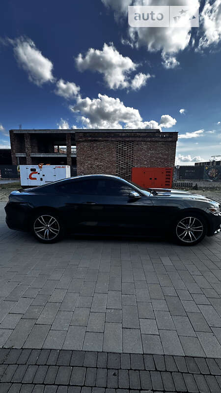 Купе Ford Mustang 2015 в Хмельницком